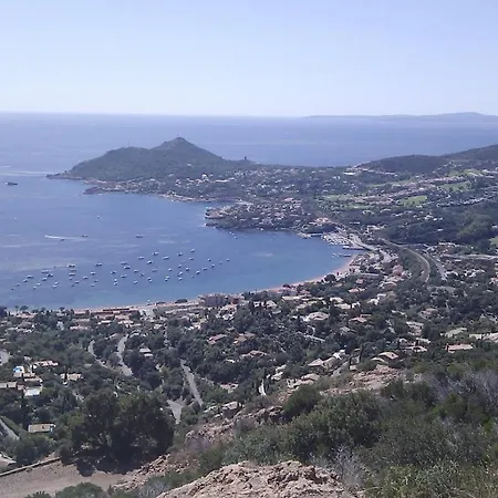 Agay Cap Esterel Village G1 - T2 Large Jardin - Ref: 55la Apartment